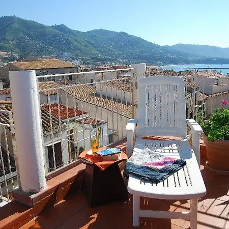 Hotel La Giara Cefalú